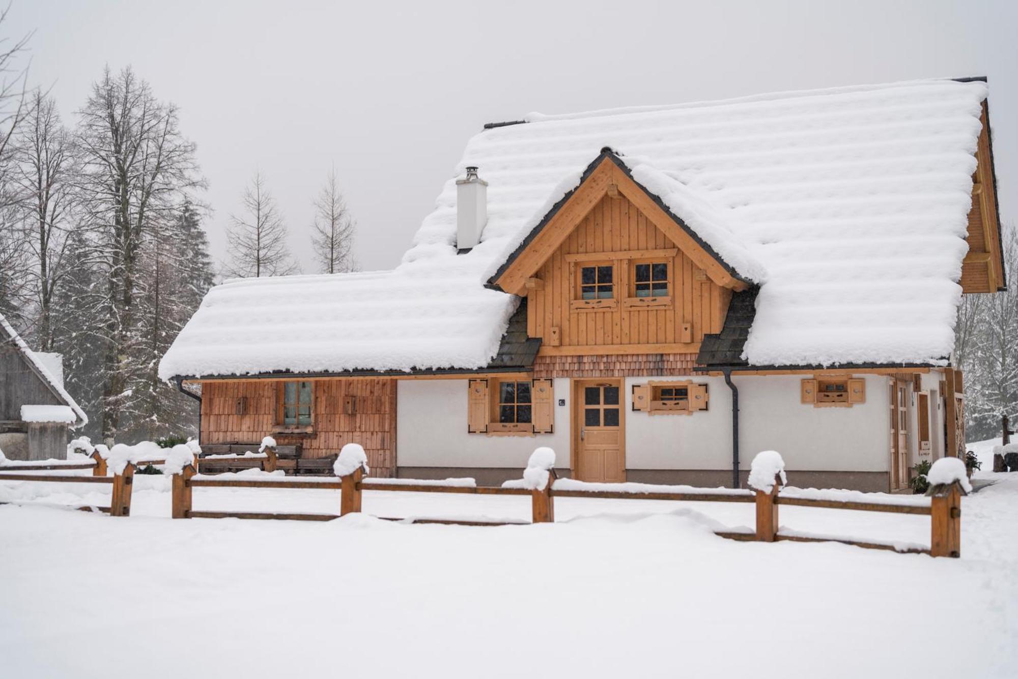 Alpik Chalets - Бохин Екстериор снимка